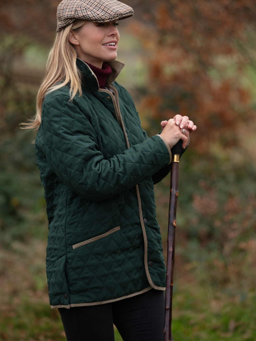 Unisex Lightweight Forest Green Quilted Jacket with Sand Corduroy Collar and Pebble Satin Lining – Country Style Jacket for Men and Women