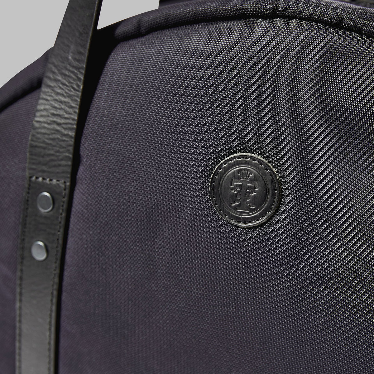 Sandon Navy Nylon Bowling Bag - John Partridge & Co