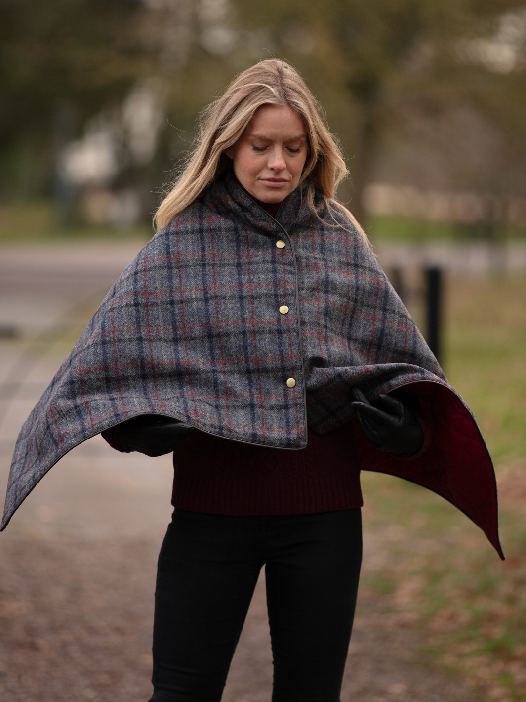 Made in England Tweed Shawl | Dark grey wool shawl with red, black and navy check, bright red quilted lining and gold stud fastenings