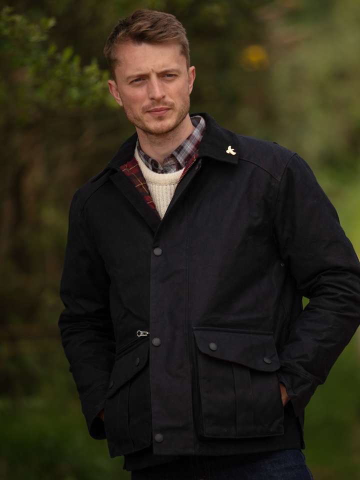 Hinterland Hybrid Jacket in Black Dry Wax – John Partridge & Co