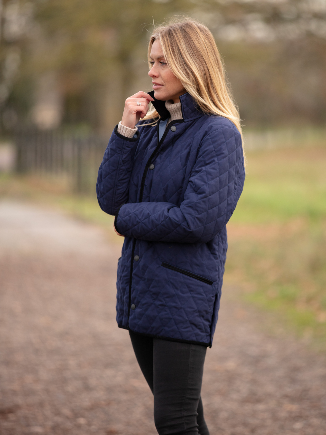 Unisex Paddock Quilt Jacket In Navy – John Partridge & Co