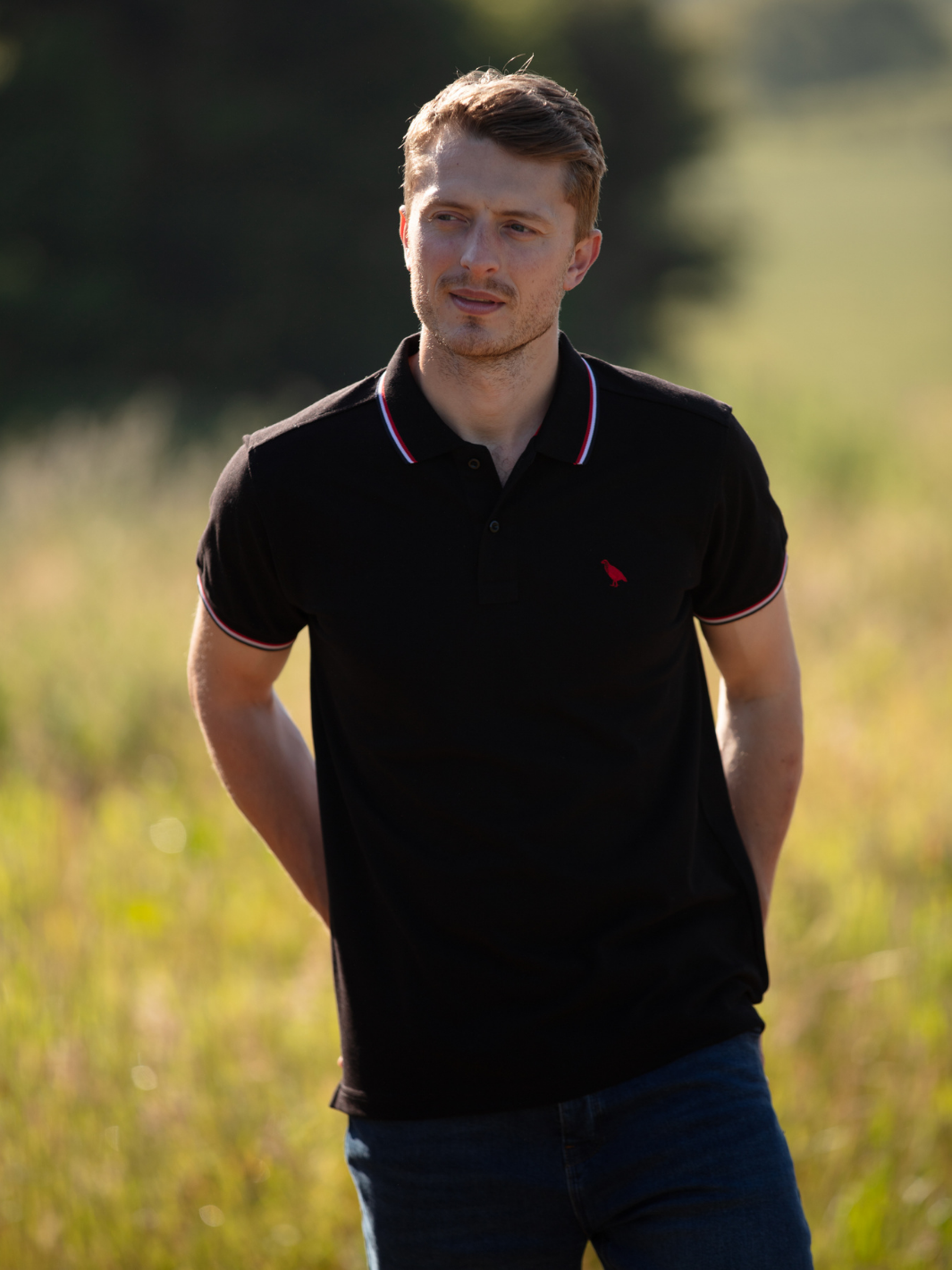 Men's Tipped Cotton Piqué Polo Shirt, crafted from 100% cotton with a textured piqué weave for comfort and breathability. A timeless and versatile piece for any casual wardrobe.