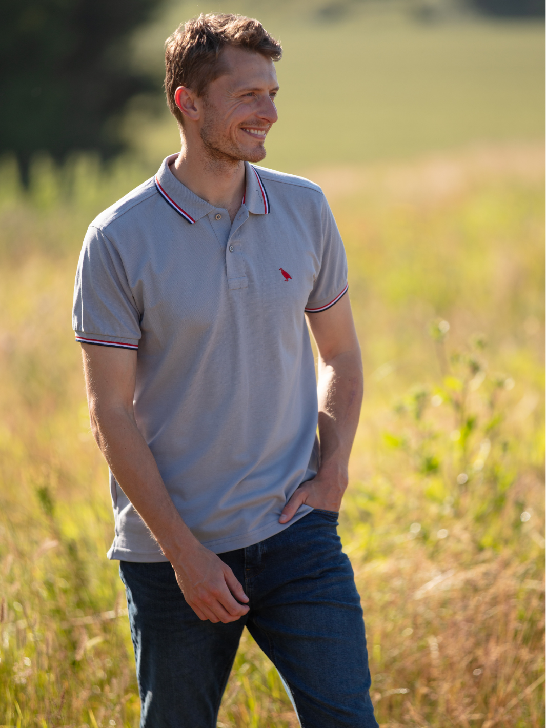 Men's Tipped Cotton Piqué Polo Shirt, crafted from 100% cotton with a textured piqué weave for comfort and breathability. A timeless and versatile piece for any casual wardrobe.