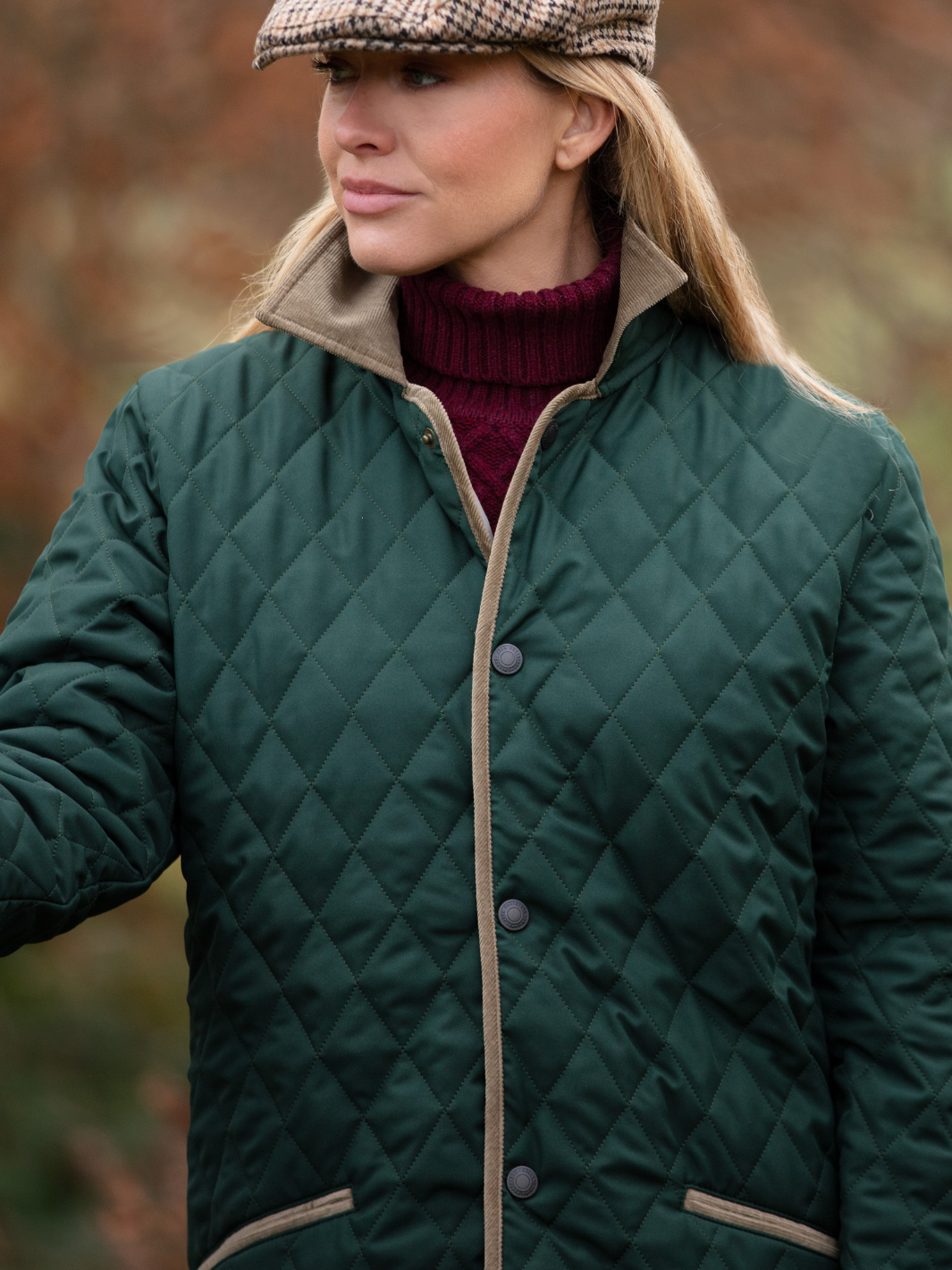 Unisex Lightweight Forest Green Quilted Jacket with Sand Corduroy Collar and Pebble Satin Lining – Country Style Jacket for Men and Women