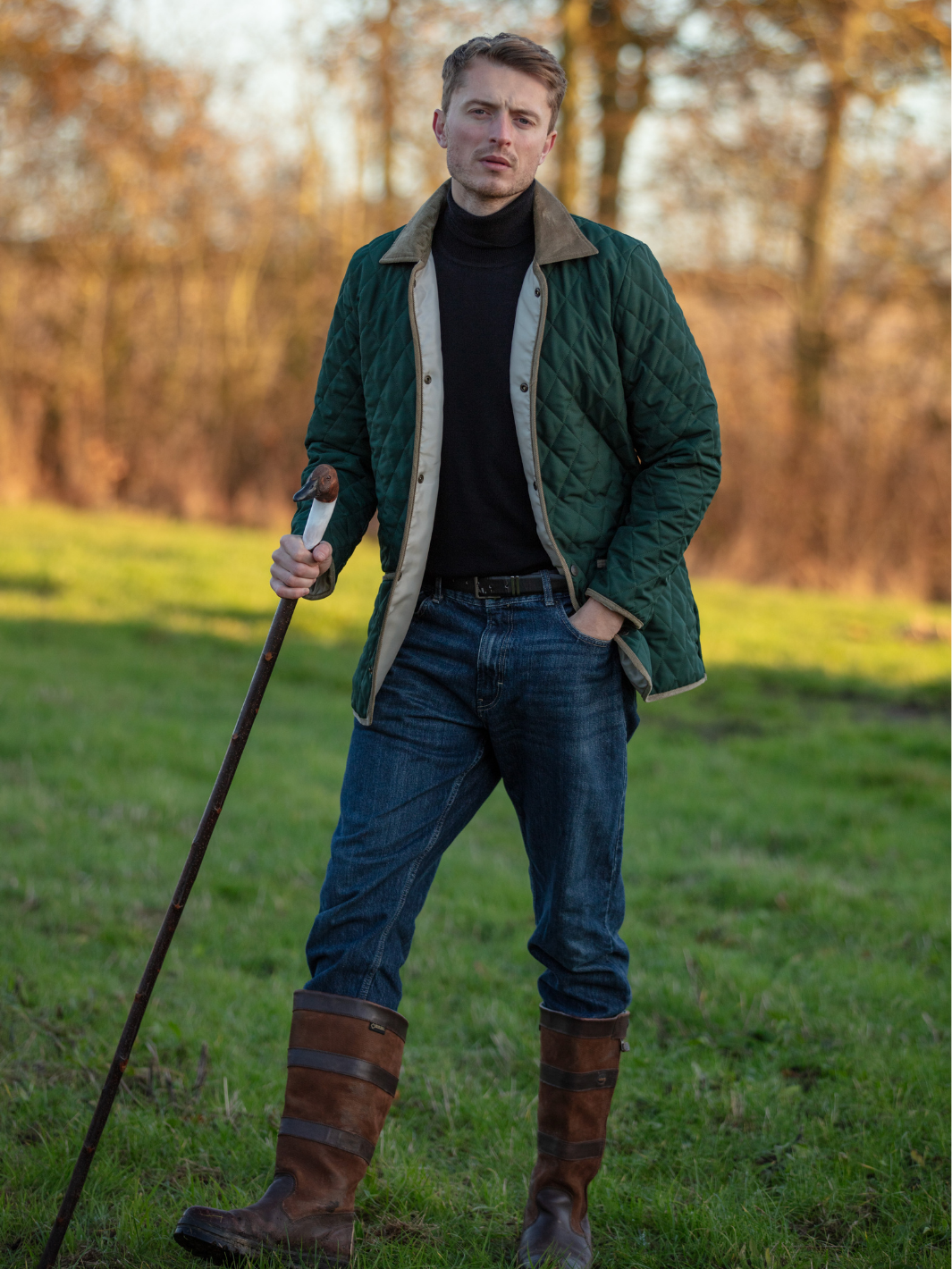Unisex Lightweight Forest Green Quilted Jacket with Sand Corduroy Collar and Pebble Satin Lining – Country Style Jacket for Men and Women