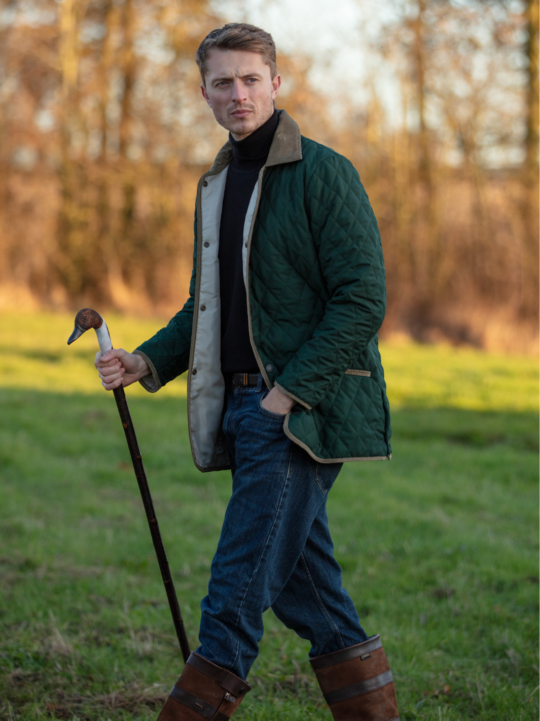 Unisex Lightweight Forest Green Quilted Jacket with Sand Corduroy Collar and Pebble Satin Lining – Country Style Jacket for Men and Women