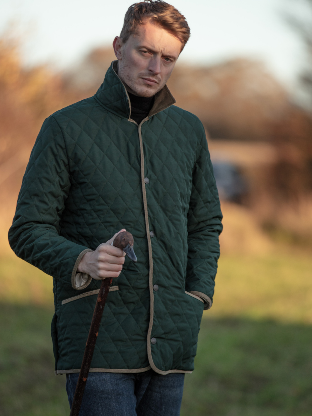 Unisex Lightweight Forest Green Quilted Jacket with Sand Corduroy Collar and Pebble Satin Lining – Country Style Jacket for Men and Women