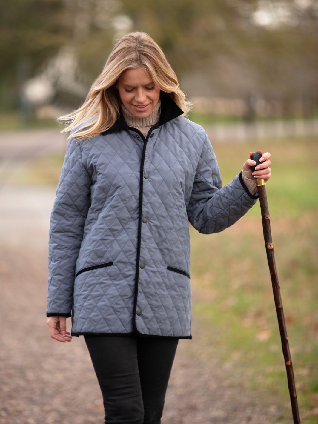 Unisex Lightweight Grey Quilted Jacket with Navy Corduroy Collar and Sky-Blue Lining – Country Style Outerwear for Men and Women
