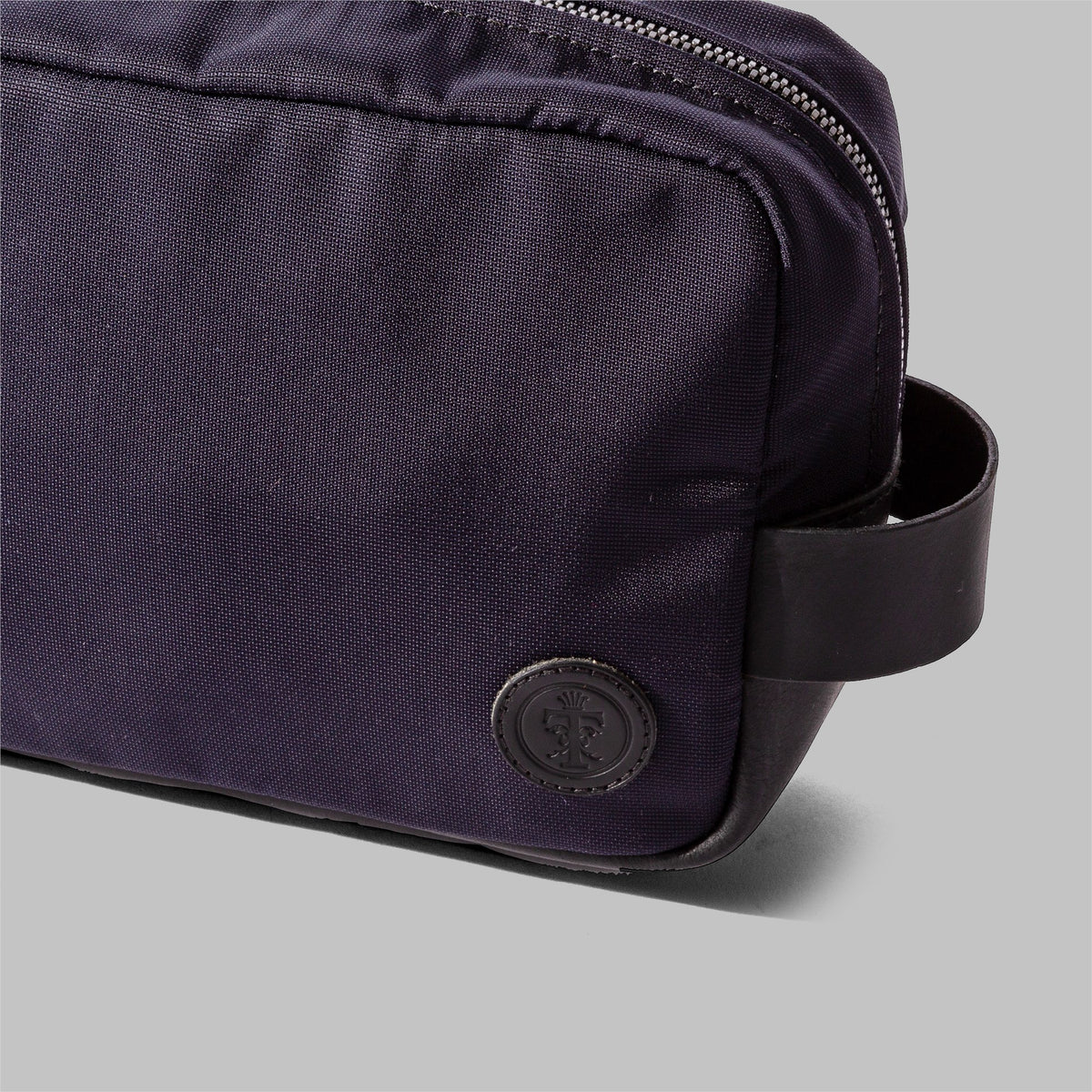 Brindley Navy Nylon Wash Bag - John Partridge & Co