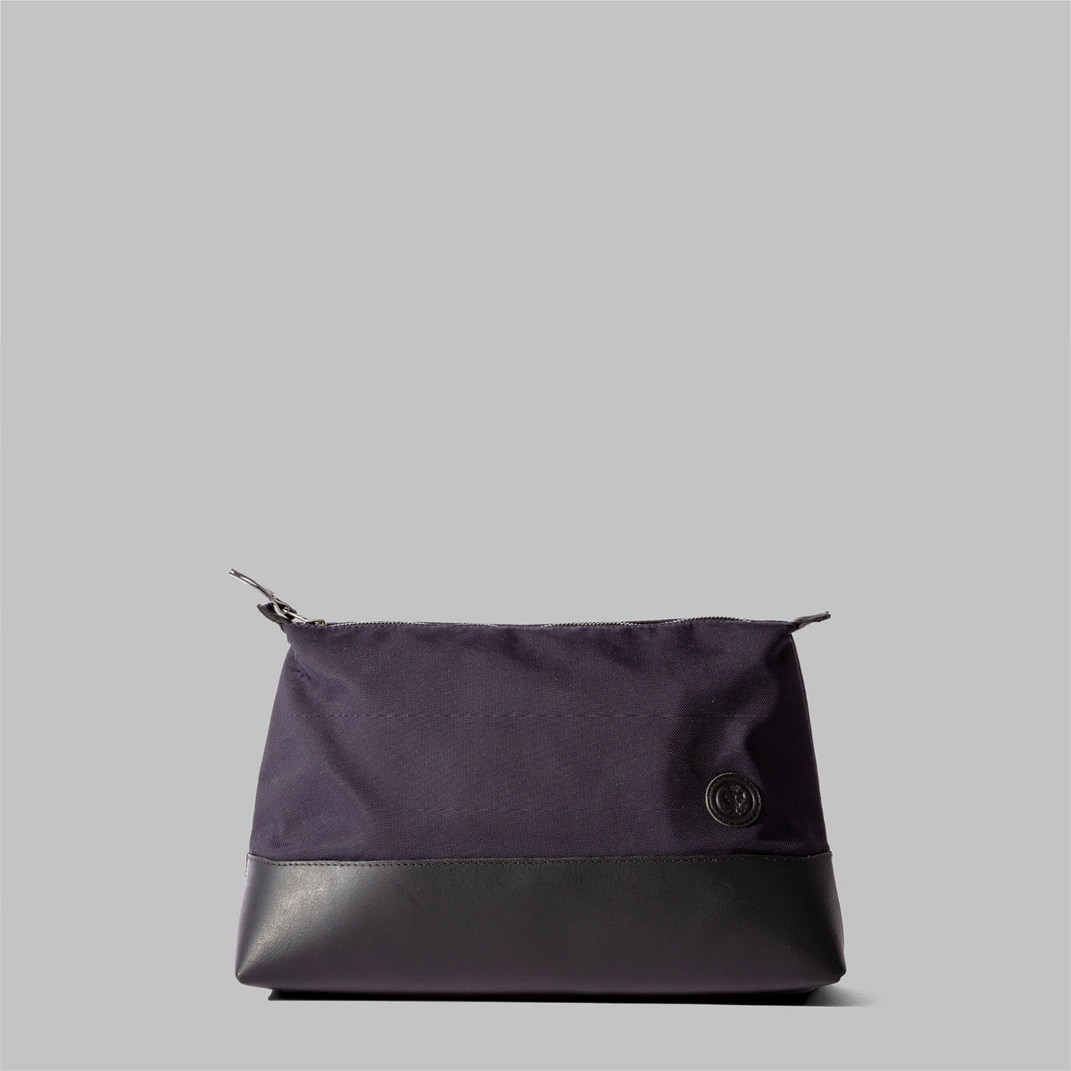 Silverdale Navy Nylon Wash Bag - John Partridge & Co
